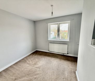 Two storey semi detached home on Selkirk Street, Derby. Offered unf... - Photo 3