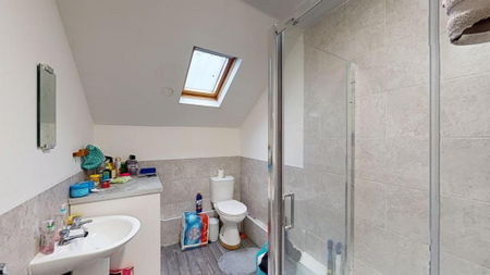 1 bedroom flat to rent - Photo 2