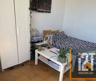 Appartement à louer - Nîmes 1 pièce de 18 m² - Photo 3