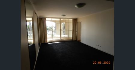 LIVE THE PORT MELBOURNE LIFESTYLE! - Photo 3