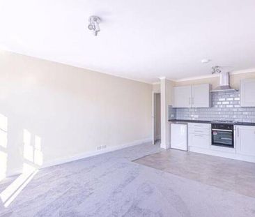 2 bedroom maisonette to rent - Photo 2