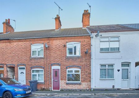 2 bedroom terraced house to rent - Photo 5