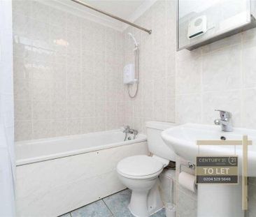 Acorn Grove, UB3 - Photo 3