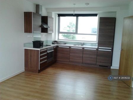 1 bedroom flat to rent - Photo 3