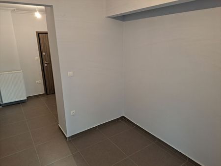 Διαμέρισμα για ενοικίαση Νέα Παραλία (Ανάληψη - Μπότσαρη - Νέα Παραλία) - Photo 2