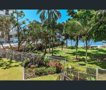 2D/34 Hanlan Street, Surfers Paradise, Qld 4217 - Photo 2