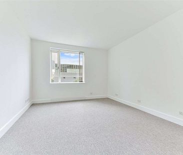 Bright and spacious 2 double bedroom apartment to rent. - Photo 1