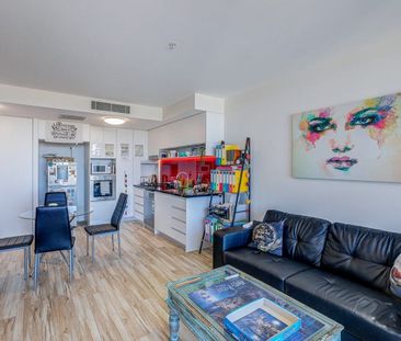 Stylish One Bedroom Apartment in Kelvin Grove Urban Village! - Photo 4