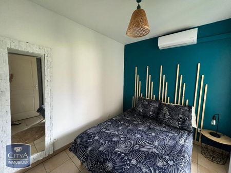 Location Appartement 2 pièces 31m² LE TAMPON 97430 - Photo 3