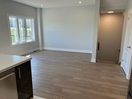 For Lease - 2610 Kettering Place Unit# 51, London South, Ontario - Photo 3