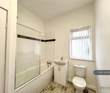 3 bedroom terraced house to rent - Photo 4