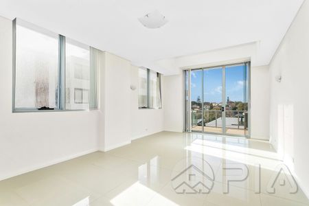 Top Level Spectacular Modern Apartment For Lease Now! - Photo 2