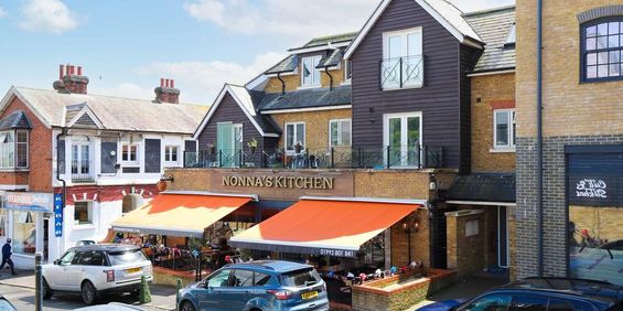 2 bedroom apartment to rent - Photo 3