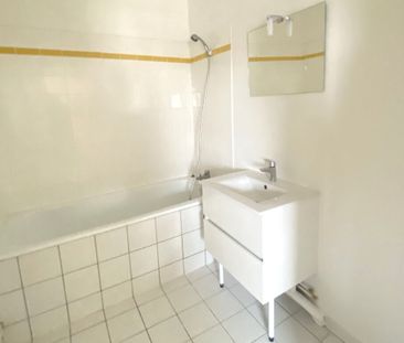 Location Appartement 2 pièces 49m² - Photo 5