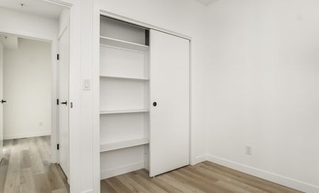 Oxford: Gold Accents – 710 Westminster, Winnipeg, MB - Photo 2