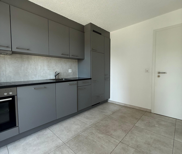 Moderne 4.5-Zimmerwohnung im 2. Stock mit zwei Balkonen - Photo 3