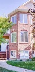 1 room apartment of 81m² in Gatineau - Photo 2