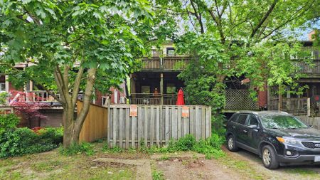 For Lease - 215 Kingston Road, Toronto, Ontario - Photo 4