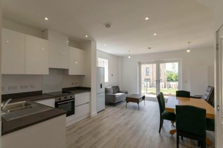 2 Bed End Terrace, Eden Avenue, B12 - Photo 4