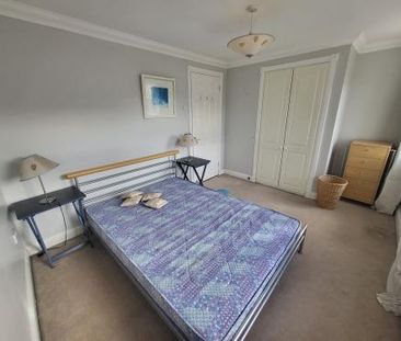 3 bedroom townhouse to rent - Photo 2
