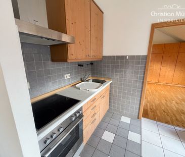 Zur Miete: ruhige 2-Zimmer-Dachgeschosswohnung mit großzügigem Zusc... - Photo 4