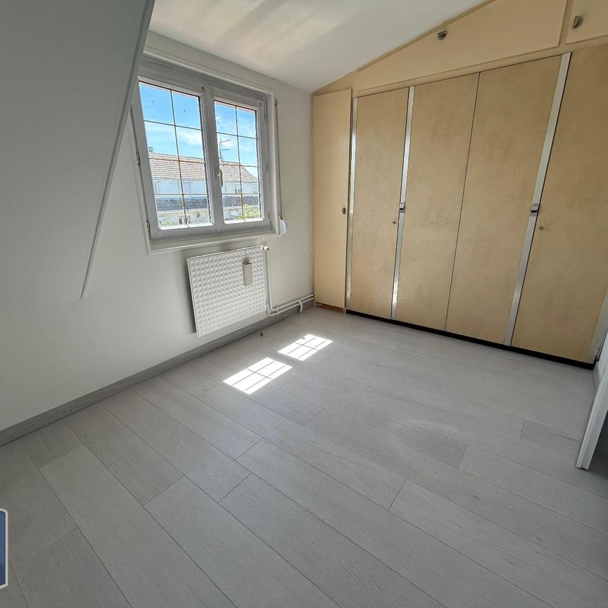 Location Maison 5 pièces 84m² BOISSY SOUS ST YON 91790 - Photo 1