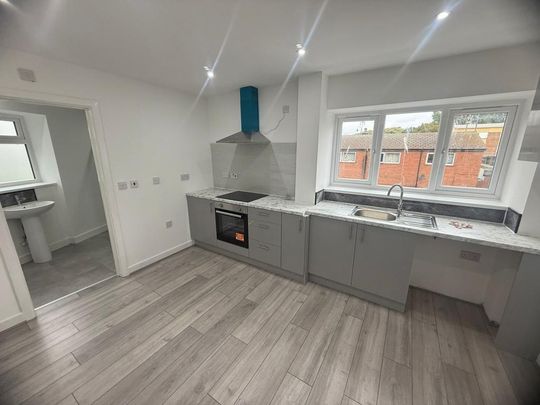 2 bedroom flat to rent - Photo 1