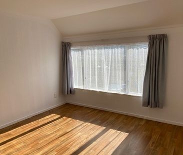 2 Jarvie Grove, Churton Park - Photo 3