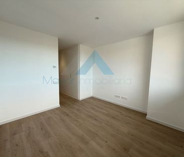 4 bedroom luxury Semidetached House in Valdebebas - Valdefuentes, M... - Photo 6