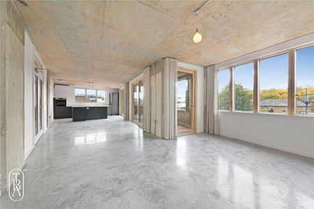 3 bedroom penthouse to rent - Photo 3