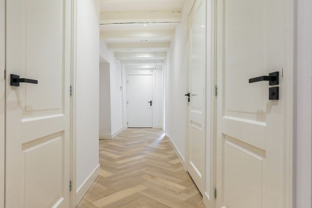Te huur: Nieuwezijds Voorburgwal 18B, 1012 RZ Amsterdam - Photo 1