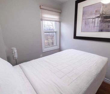 7591 Scholfield Road — 3 Bedroom - Basic Appliance Package - Photo 6