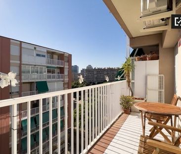 4 room luxury Flat for rent in L'Hospitalet de Llobregat, Spain - Photo 5