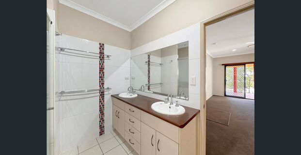 Huge 5 Bedroom Home with Solar! - Photo 1