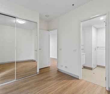 Bright, Views and Lifestyle! - Photo 4