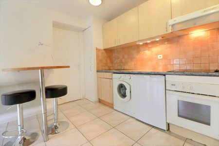 T2 Meublé : Marseille 13006 Castellane / Cantini - 35m2 - Photo 4