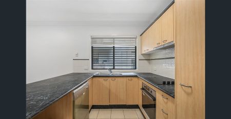 Private & Sapcious Apartment With a Leafy Outlook - Photo 5