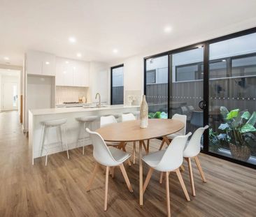 Modern Townhouse Living in Albury - Photo 5