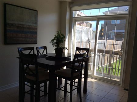 For Lease - 39 Palm Tree Road, Brampton, Ontario - Photo 5