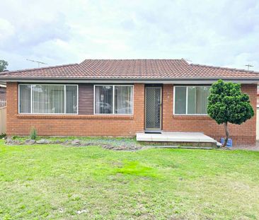 Spacious Three Bedroom Family Home - Photo 4