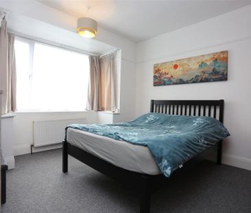 2 bedroom bungalow to rent - Photo 2