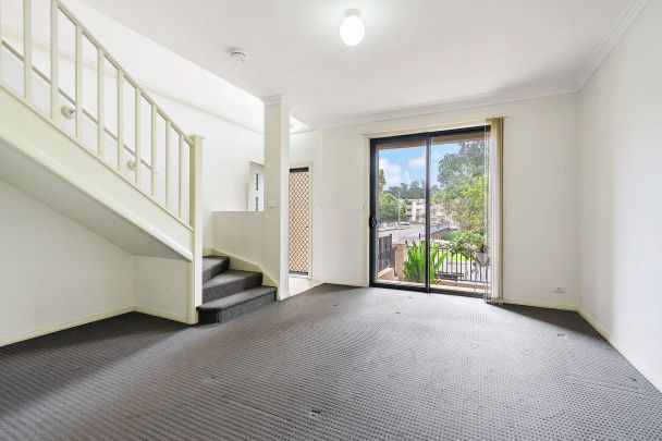 160 Driftway Drive, - Photo 1