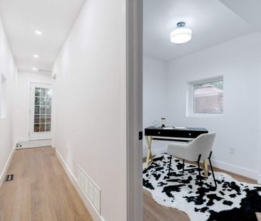 For Lease - 8 Whitfield Avenue, Hamilton, Ontario - Photo 1