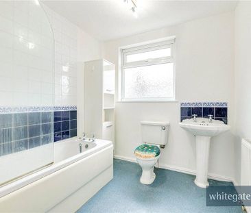 3 bedroom terraced house to rent - Photo 5