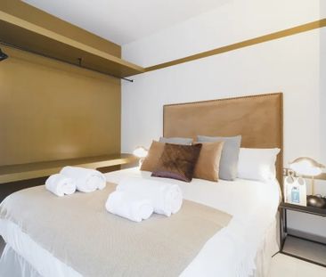 Carrer del Callao, Barcelona, Catalonia 08014 - Photo 4