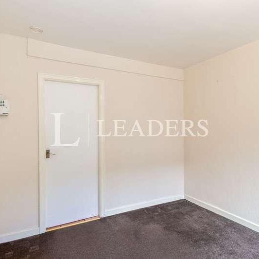 Third Avenue, Rainworth, NG21 - Photo 1