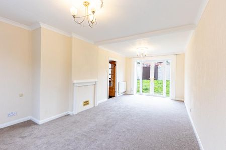 3 bedroom semi-detached house to rent - Photo 2