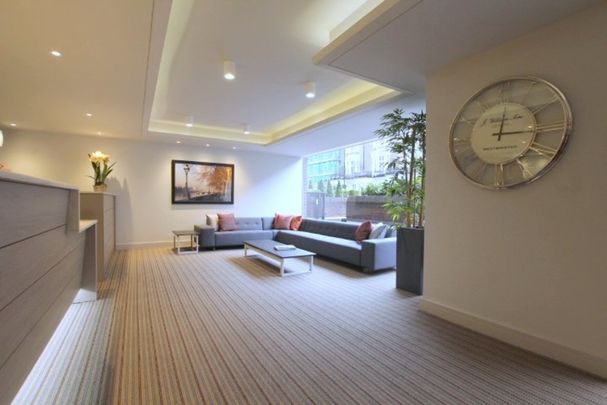 2 Bedroom Apartment, Cheyne Walk, Chelsea - Photo 1