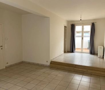 Instapklare rijwoning met 2 slaapkamer en binnenkoertje - Photo 4