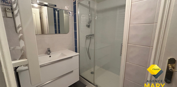 Location Appartement 4 pièces 71m² VICHY 03200 - Photo 2